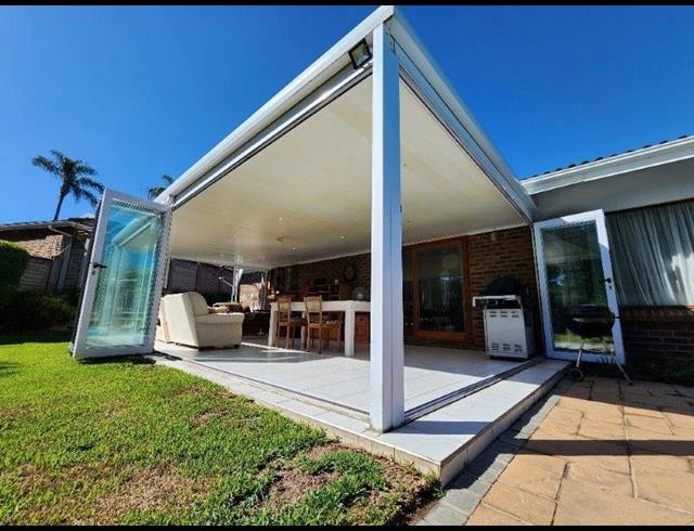 3 BEDROOM TOWNHOUSE FOR SALE IN MANORS